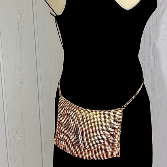 Ettika - Gold Metallic & Crystals Belt Bag / Shoulder Bag from REVOLVE - NWT - Picture 4 of 15